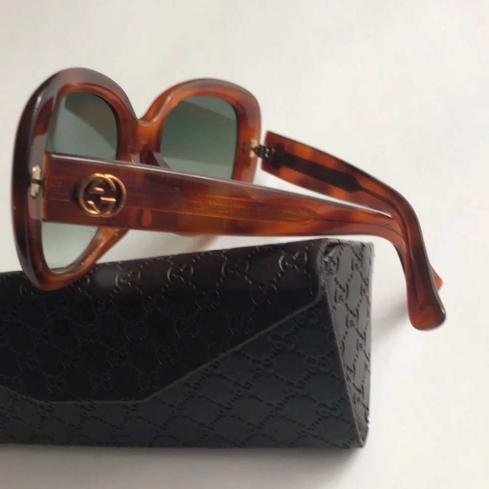 Gucci Sunglasses - Picture 7 of 16